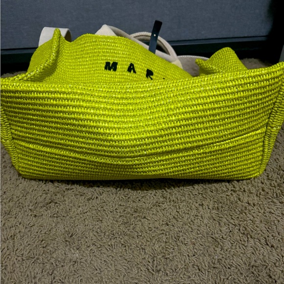 Marni Raffia East West Shopping Tote Bag in Green - Picture 6 of 10